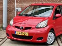 Occasion Toyota Aygo 68 PK (50 kW) 2009 Rood Hatchback
