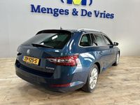 tweedehands Skoda Superb Combi 1.6 TDI Ambition Business Airco ECC | Xenon | Trekhaak | Cruise control | Camera | Parkeerhulp | Navigatie | Apple Carplay Android Auto | Isofix |