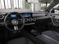 Nieuw Mercedes A180 Business 136 PK (100 kW) 2026 Zwart Hatchback
