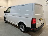 tweedehands VW Transporter 2.0 TDI L1H1 / Servicebus / Inrichting / Euro 6 / Airco / PDC /