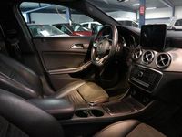 tweedehands Mercedes GLA200 D 4MATIC 4WD / AMG PAKKET / PANO / SCHAAL STOEL /
