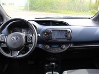 tweedehands Toyota Yaris Hybrid 1.5 Hybrid Dynamic Bi-tone | Rijklaar | Navi | Cam
