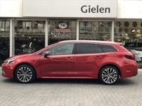 Occasion Toyota Corolla Plus 140 PK (102 kW) 2023 Rood Stationwagen