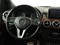 tweedehands Mercedes B180 Ambition Automaat (PANORAMDAK TREKHAAK NAVIGATIE