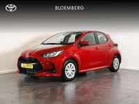 Occasion Toyota Yaris Hybrid Active 80 PK (58 kW) 2023 Rood Hatchback