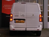 tweedehands Peugeot Expert 2.0 BlueHDI 120 Standard Asphalt | Camera | 17inch LMV | Parkeersensoren v+a | Geïsoleerde scheidingswand | Trekhaak