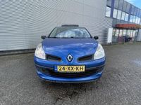 tweedehands Renault Clio R.S. 1.2-16V Business Line DUBBEL GLAZEN PANORAMA SCHUIFDAK, AIRCO, 5 D GOED ONDERHOUDEN.