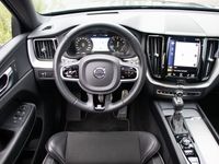 tweedehands Volvo XC60 T5 Aut.8 R-Design, ACC, Schuifdak, Head-up, Parkeercamera