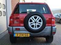 tweedehands Toyota RAV4 1.8-16V VVT-i Luna 5-Deurs * 2WD / Airco / Trekhaa