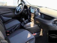 Occasion Fiat Doblò Trekking 105 PK (77 kW) 2023 Grijs (metallic) MPV