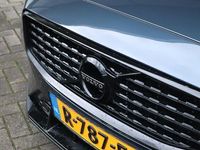 tweedehands Volvo S60 B3 R-Design l Adaptieve Cruise Control met Pilot Assist l Park Assist voor + achter & camera l Stylingset l Elektrisch bedienbare bestuurdersstoel met geheugen l Verwarmbare voorstoelen l Verwarmbaar stuurwiel l Apple CarPlay l Sensus Navigatie