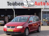 Occasion VW Touran Trendline 116 PK (85 kW) 2004 Rood (metallic) MPV