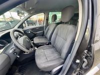 tweedehands Dacia Duster 1.6 Lauréate 2wd Cruise Airco Trekhaak Parkeersens