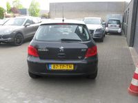 tweedehands Peugeot 307 1.4-16V Premium