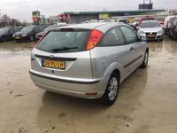 tweedehands Ford Focus 1.6-16V Futura