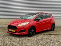 Occasion Ford Fiesta 142 PK (104 kW) 2014 Rood Hatchback