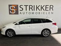 tweedehands Toyota Auris airco trekhaak 1.8 Hybrid Executive