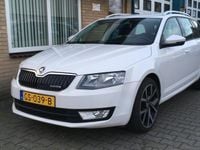 Occasion Skoda Octavia GreenLine 110 PK (80 kW) 2014 Wit Stationwagen