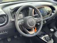 Occasion Toyota Aygo X Envy 72 PK (52 kW) 2023 Bruin (metallic) SUV