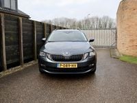 Occasion Skoda Octavia Business Line 150 PK (110 kW) 2018 Grijs (metallic) Stationwagen