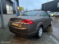 tweedehands Ford Focus Cabriolet Coupé- 2.0-16V Titanium * Airco * AUT * NAVI * Leer **