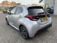 Occasion Toyota Yaris Hybrid Business Edition 116 PK (85 kW) 2023 Grijs Hatchback