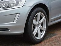 tweedehands Volvo XC60 2.0 T5 Summum AUTOMAAT|Clima|Cruise|Leder|Stoelvw|