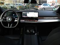 Occasion BMW 550e Executive 489 PK (359 kW) 2025 Grijs Sedan