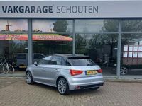 tweedehands Audi A1 Sportback 1.2 TFSI Admired, S-line uitvoering, PDC