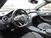 tweedehands Mercedes GLA180 Ambition AMG-Line - Parkeerhulp | Nav | Pano | Camera | Bi-xenon