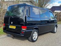 tweedehands VW Caravelle TRANSPORTER150pk 2.5 dubbele cabine