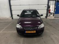 tweedehands Opel Corsa 1.2-16V Essentia