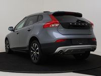 tweedehands Volvo V40 CC 1.5 T3 Dynamic Edition Automaat | Panorama dak | N