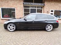 tweedehands BMW 320 320 Touring i High Executive Automaat / leder / Nav