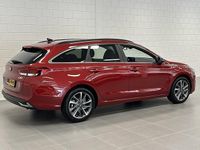 Occasion Hyundai i30 Premium 141 PK (103 kW) 2025 Rood metallic Stationwagen