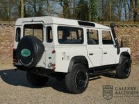 tweedehands Land Rover Defender 110 TD5 with factory AC, Low mileage, TD5 engine,