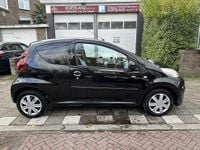 Occasion Peugeot 107 Envy 68 PK (50 kW) 2013 Zwart Hatchback