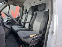 tweedehands Renault Master T28 2.3 dCi L1H2 Eco | Nieuw binnen | Trekhaak | Airco