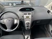 tweedehands Toyota Yaris 1.3 VVTi Sol MMT / Airco / AUT / PDC / 5DRS / NAP