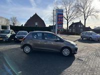 Occasion Toyota Yaris Hybrid 2016 Grijs Hatchback