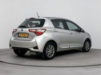 Occasion Toyota Yaris Active 99 PK (72 kW) 2019 Ultra silver metallic (licht zilver metallic) Hatchback