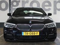 tweedehands BMW 530 5-SERIE Touring i xDrive High Executive | 1ste eigenaar! | M-sportpakket | Harman Kardon geluidssysteem | Schuif\kantel dak | Cruise | Memory seats | PDC | DAB | Full LED | Standkachel |