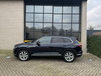 tweedehands VW Touareg Grijs kenteken! prijs excl BTW Trekhaak, luchtvering, Leer & adaptieve cruise