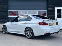 tweedehands BMW 316 316 i Executive M-sport 335 Uitlaat Alcantara