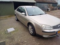 tweedehands Ford Mondeo 1.8-16V Futura