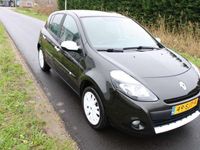 tweedehands Renault Clio R.S. 1.2 TCe Sport 5 D met Navigatie en Airco