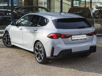 Occasion BMW 120 Executive 156 PK (114 kW) 2025 Grijs Hatchback