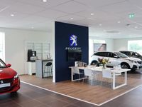 Nieuw Peugeot 2008 GT 2026 Blauw SUV