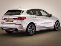 tweedehands BMW 118 1-SERIE i Executive Edition | SPORT LINE | HALF LEDER | CLIMA | CRUISE | NAVI | DAB | APPLE | PDC | TREHAAK AFN. | 17"