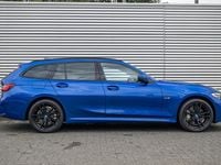 Occasion BMW 330e Executive 292 PK (214 kW) 2022 Blauw Stationwagen